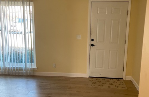 Lupton City Apartamento | 2-bedroom duplex in fabulous Chattanooga with WiFi, AC, pet friendly