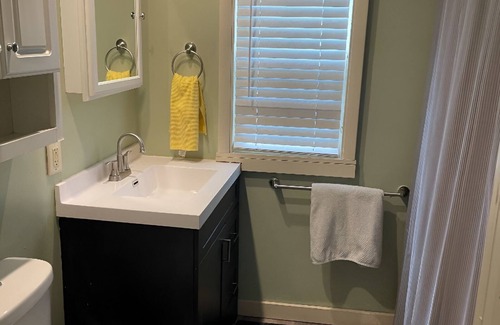 Creston Heights Casa | 2 bedroom duplex, WiFi, Fenced in yard. Pets Welcome 30+ day rental