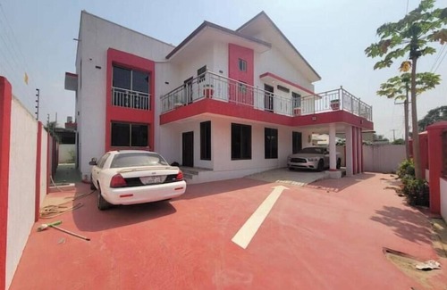 Accra Casa | 2 Bedroom Exctv Home @Sapeiman