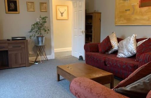 Carlops Casa | 2 bedroom Flat, Carlops, 30 mins Edinburgh city centre