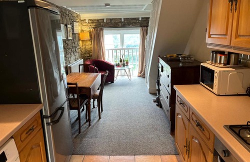 Carlops Casa | 2 bedroom Flat, Carlops, 30 mins Edinburgh city centre