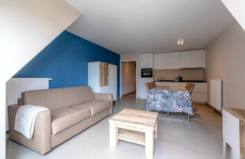 Koksijde-Bad Apartamento | Piso de 2 dormitorios con vista lateral al mar
