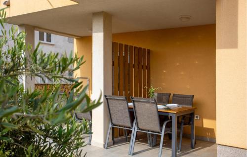 Municipality of Omisalj Apartamento | 2 Bedroom Gorgeous Apartment In Omisalj