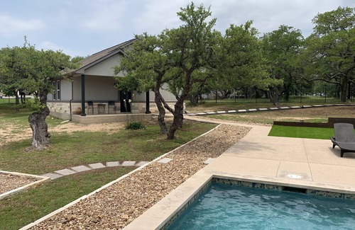 Highpointe Casa | 2 bedroom Hill Country Casita w/ Pool and Hot Tub