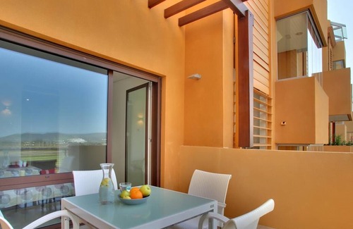 Sotogrande Apartamento | Apartamento vacacional de 2 dormitorios en Ribera del Marlin, Sotogrande