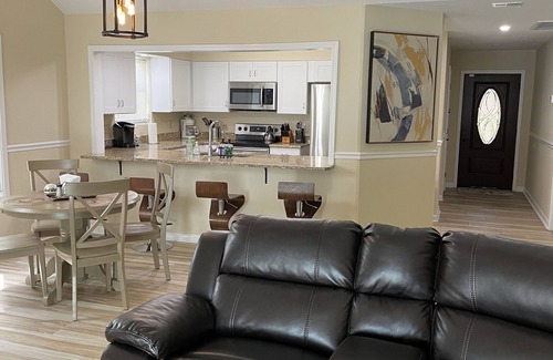 Fort Walton Beach Casa | 2 bedroom home located approximately 10 minutes from the beach!