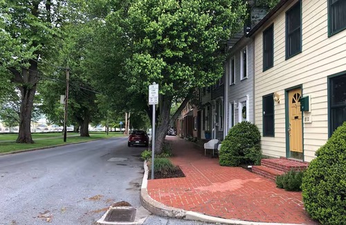 Harrisburg - Hershey Casa | 2-bedroom home along Riverfront in Serene Shipoke community of Harrisburg, PA