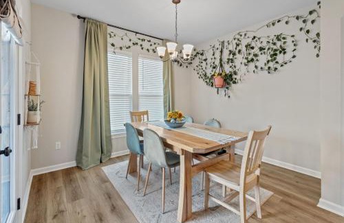 Lake Charles Casa | 2 Bedroom Home in Lake Charles