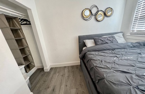 Vernon Casa | 2 Bedroom Home W/ Washer & Dryer ✨