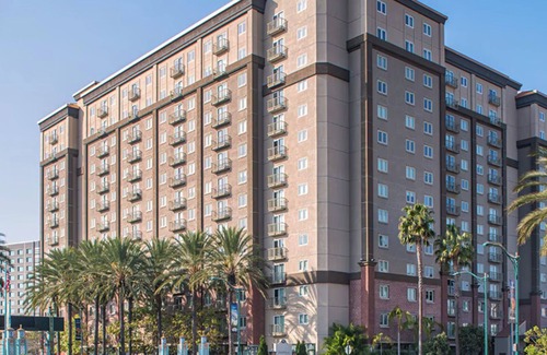 Anaheim Resort Apartamento | 2-bedroom hotel suites with WiFi, and Full kitchen. Close to Disneyland