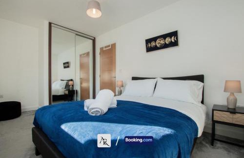 Colchester Casa | 2 Bedroom House By AR Properties Short Lets & Serviced Accommodation Colchester with Garden