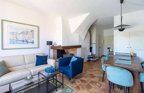 Port Grimaud Casa | 2 bedroom house in Port Grimaud - canal view, 15m-mooring, WIFI