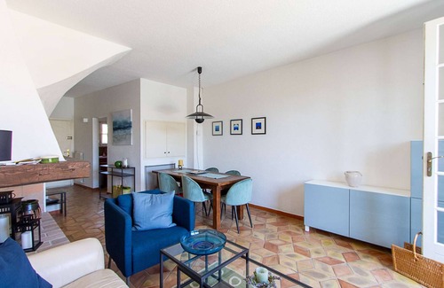 Port Grimaud Casa | 2 bedroom house in Port Grimaud - canal view, 15m-mooring, WIFI