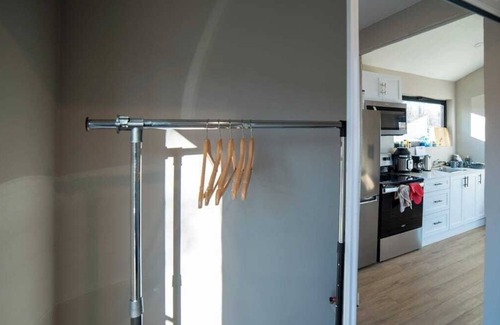 Harwood Cabina | 2-bedroom Lake Front Cottage in Harwood, ON #5