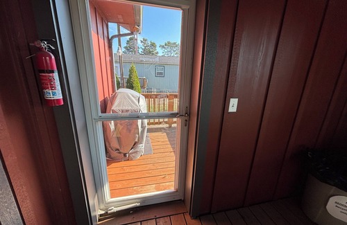 Lakeside Casa | 2 bedroom Lakeside house. Dunes a ride away! Lake within view of front door.