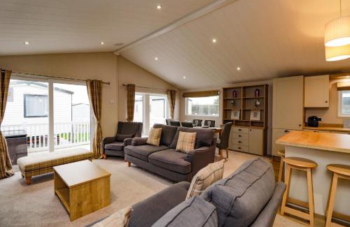 Pevensey Casa | 2 bedroom Lodge at Pevensey Bay