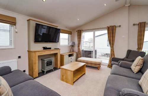 Pevensey Casa | 2 bedroom Lodge at Pevensey Bay