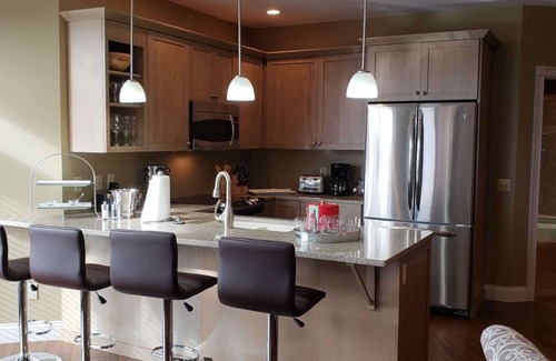 French Lick Condominio | Loft de 2 dormitorios frente al casino!