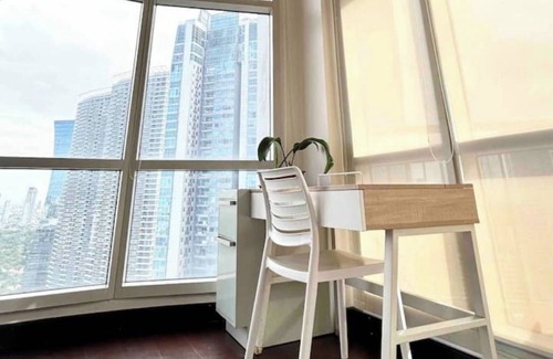 Highway Hills Apartamento | 2-Bedroom Loft Near Shangrila & SM Megamall