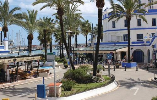 Estepona Apartamento | 2 Bedroom Lovely Apartment In Estepona