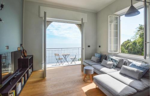 Voltri Apartamento | 2 Bedroom Lovely Apartment In Genova
