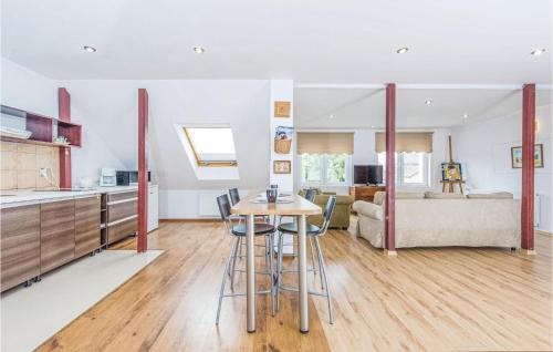 Darlowko Apartamento | 2 Bedroom Lovely Apartment In Darlowo