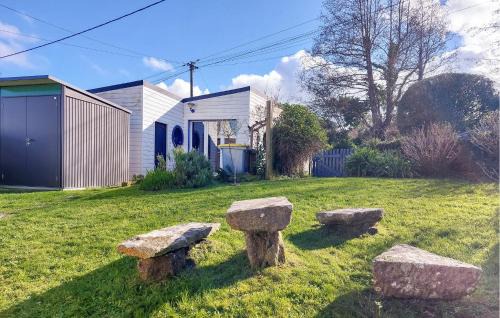 Pleumeur-Bodou Casa | 2 Bedroom Lovely Home In Pleumeur-Bodou