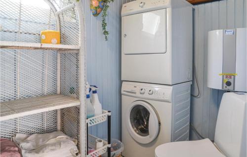 Vejers Casa | 2 Bedroom Lovely Home In Vejers Strand