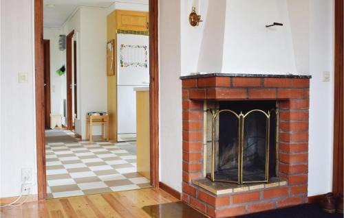 Ugglerum Casa | 2 Bedroom Lovely Home In Läckeby