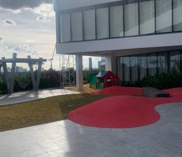 Bagumbayan Apartamento | 2 bedroom Luxury Condo in Eastwood with Scenic City view, unli wifi and netflix