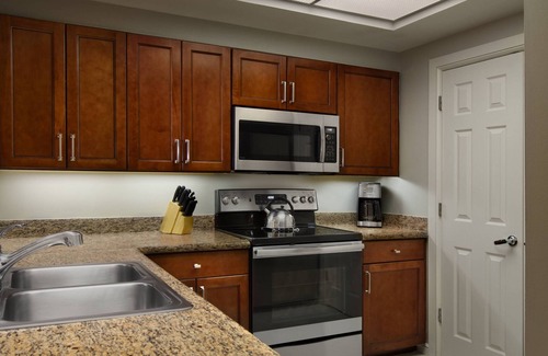 Central Beach Complejo | 2 Bedroom - Marriott's BeachPlace Towers - Full Resort Access