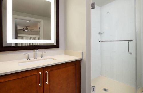 Central Beach Complejo | 2 Bedroom - Marriott's BeachPlace Towers - Full Resort Access