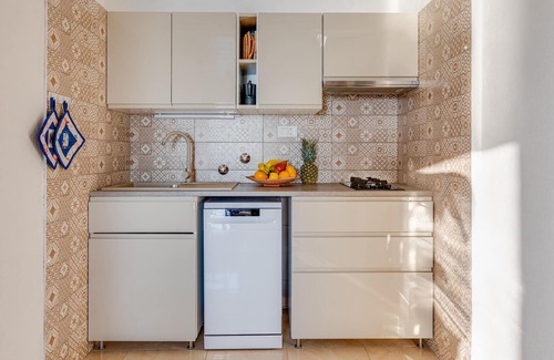 Stara Baska Apartamento | Bonito apartamento de 2 dormitorios en.
