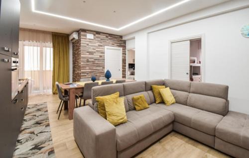 Mondragone Apartamento | 2 Bedroom Nice Apartment In Mondragone
