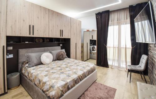Mondragone Apartamento | 2 Bedroom Nice Apartment In Mondragone