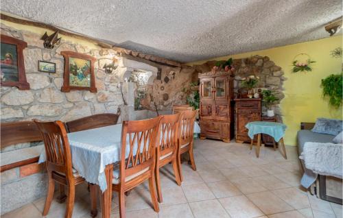 Vinodolska opcina Apartamento | 2 Bedroom Nice Apartment In Grizane
