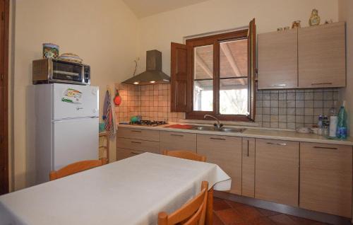 Monterosso Almo Casa | 2 Bedroom Nice Home In Monterosso Almo