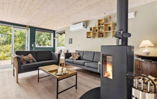 Ronde Casa | 2 Bedroom Nice Home In Rønde