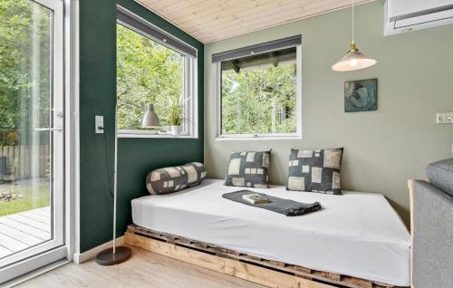 Ronde Casa | 2 Bedroom Nice Home In Rønde