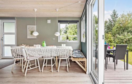 Ronde Casa | 2 Bedroom Nice Home In Rønde