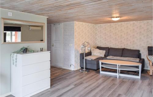 Tofta Casa | 2 Bedroom Nice Home In Rockneby