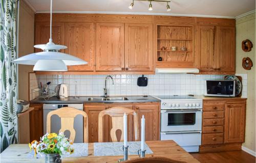 Atteras Casa | 2 Bedroom Nice Home In Smålandsstenar