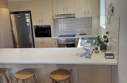 Miami Apartamento | 2 Bedroom Ocean Glimpses Renovated Apartment - Right on Miami Beach!