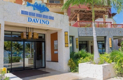 Punta Sam Apartamento | 2 Bedroom Oceanfront Penthouse with Resort Amenities