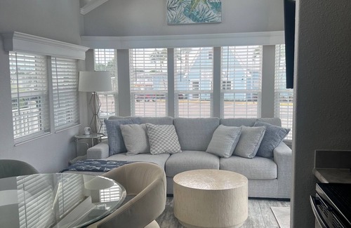 Charlotte Park Casa | 2-bedroom over 55+ community in delightful Punta Gorda great amenities