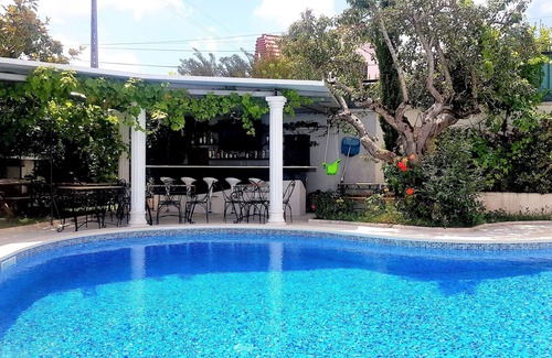 Arnal Casa | 2 Bedroom Penthouse at Luxury Villa ☆☆☆☆☆