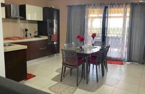 Marsaskala Apartamento | 2 Bedroom Penthouse with country and sea views