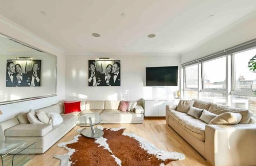 Shaftesbury Apartamento | 2 bedroom penthouse with terrace