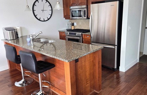 Westbank Condominio | 2 bedroom , private condo at Barona Beach W Kel. Boat slip also available.