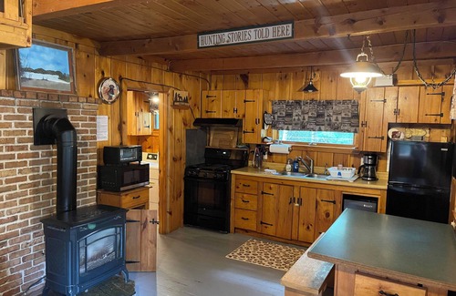Jackman Casa | 2 bedroom private custom built home with loft.
